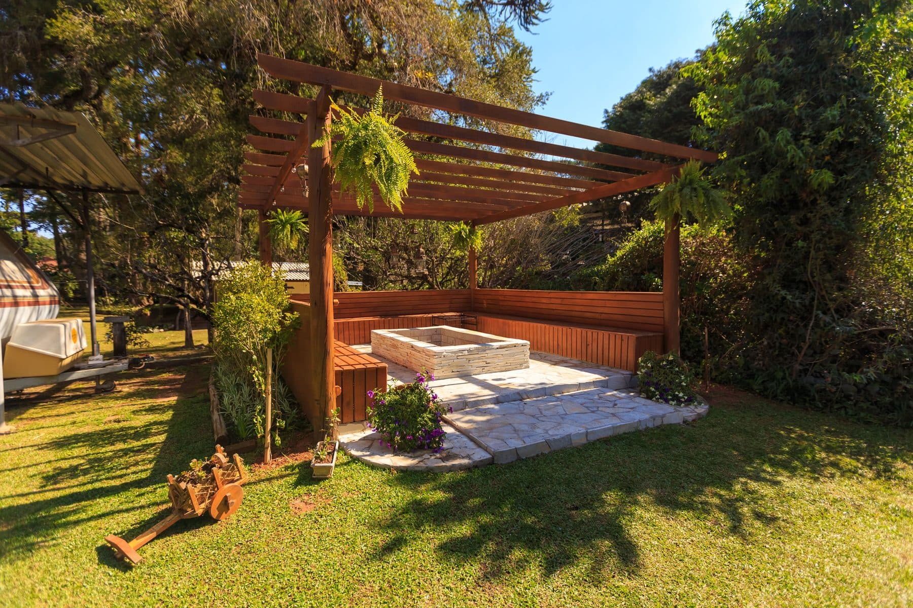 Easy Landscaping Projects Improve Real Estate Property Values — Sonoma Real Estate